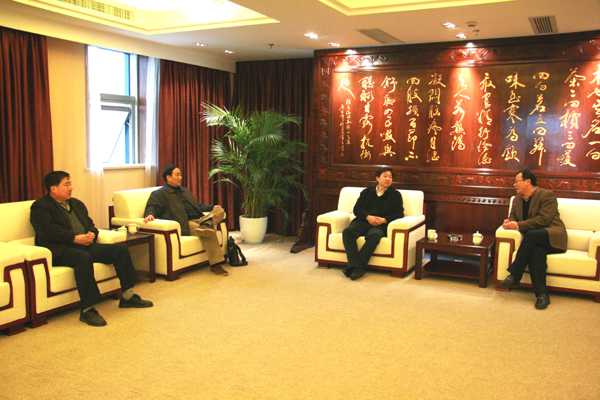 省供銷(xiāo)社監事會(huì )在杭監事視察中國國際茶葉拍賣(mài)中心